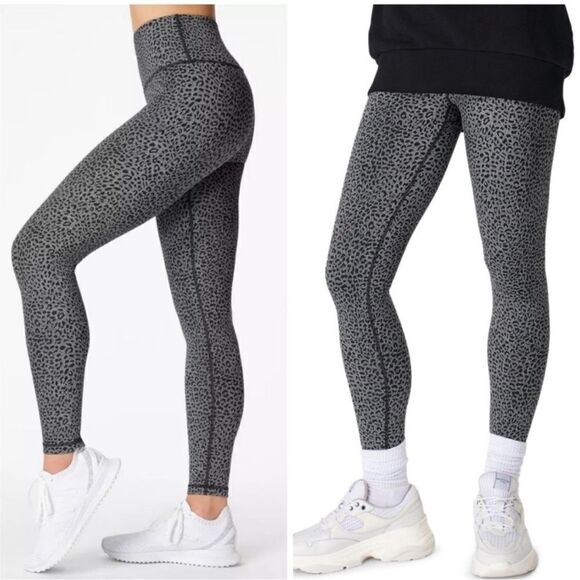 Sweaty Betty, Flatter Me Cheetah Print Leggings Black Gray, 7/8 length - Picture 1 of 11